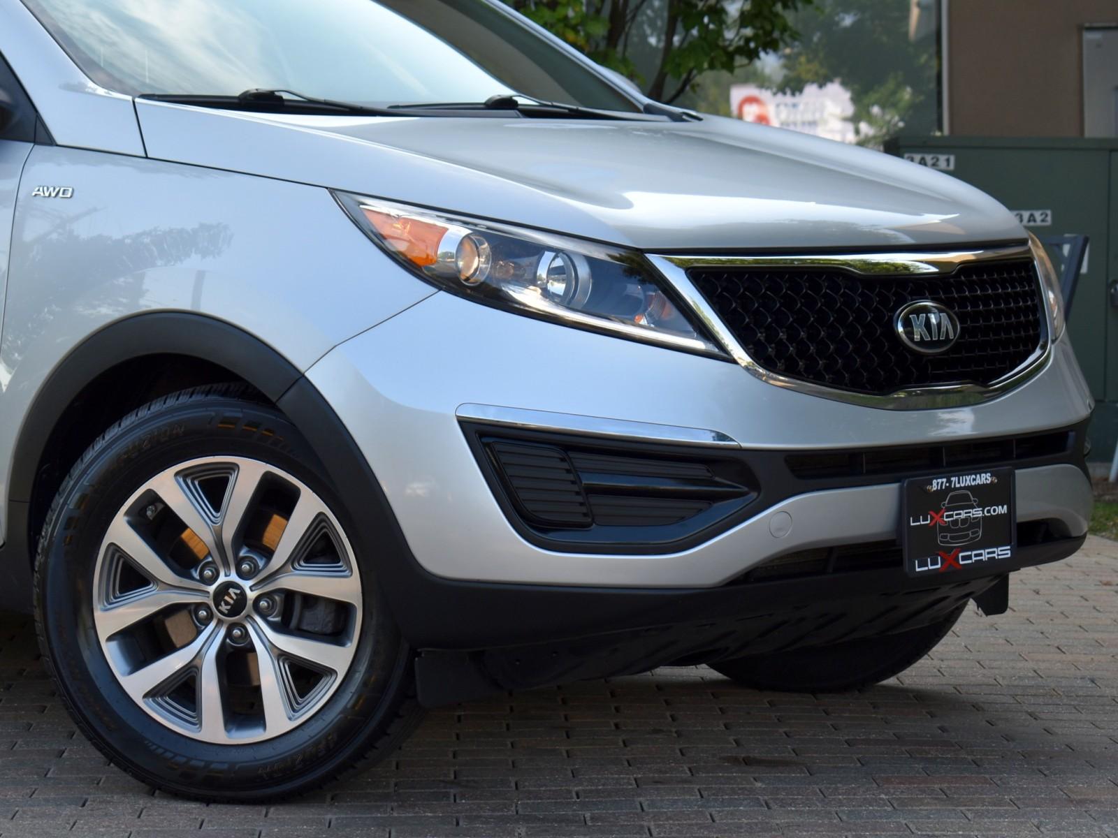 2016 Kia Sportage LX photo 2