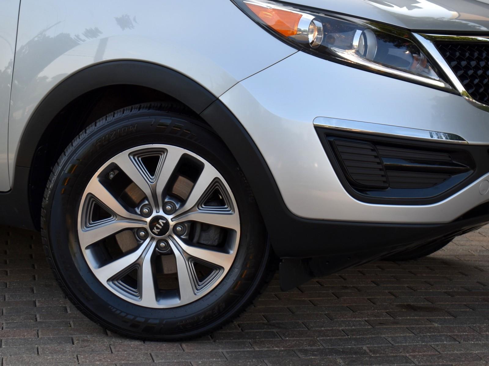 2016 Kia Sportage LX photo 3