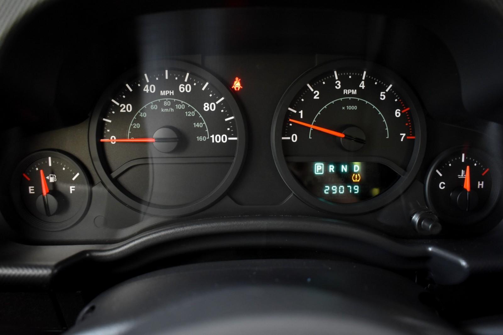 2009 Jeep Wrangler X photo 15