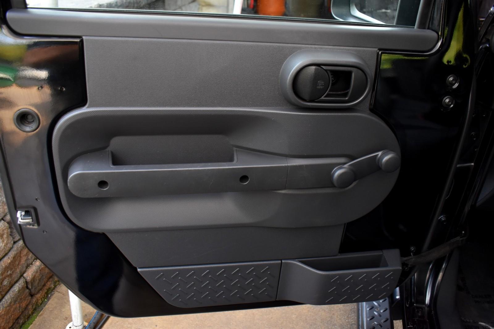 2009 Jeep Wrangler X photo 20