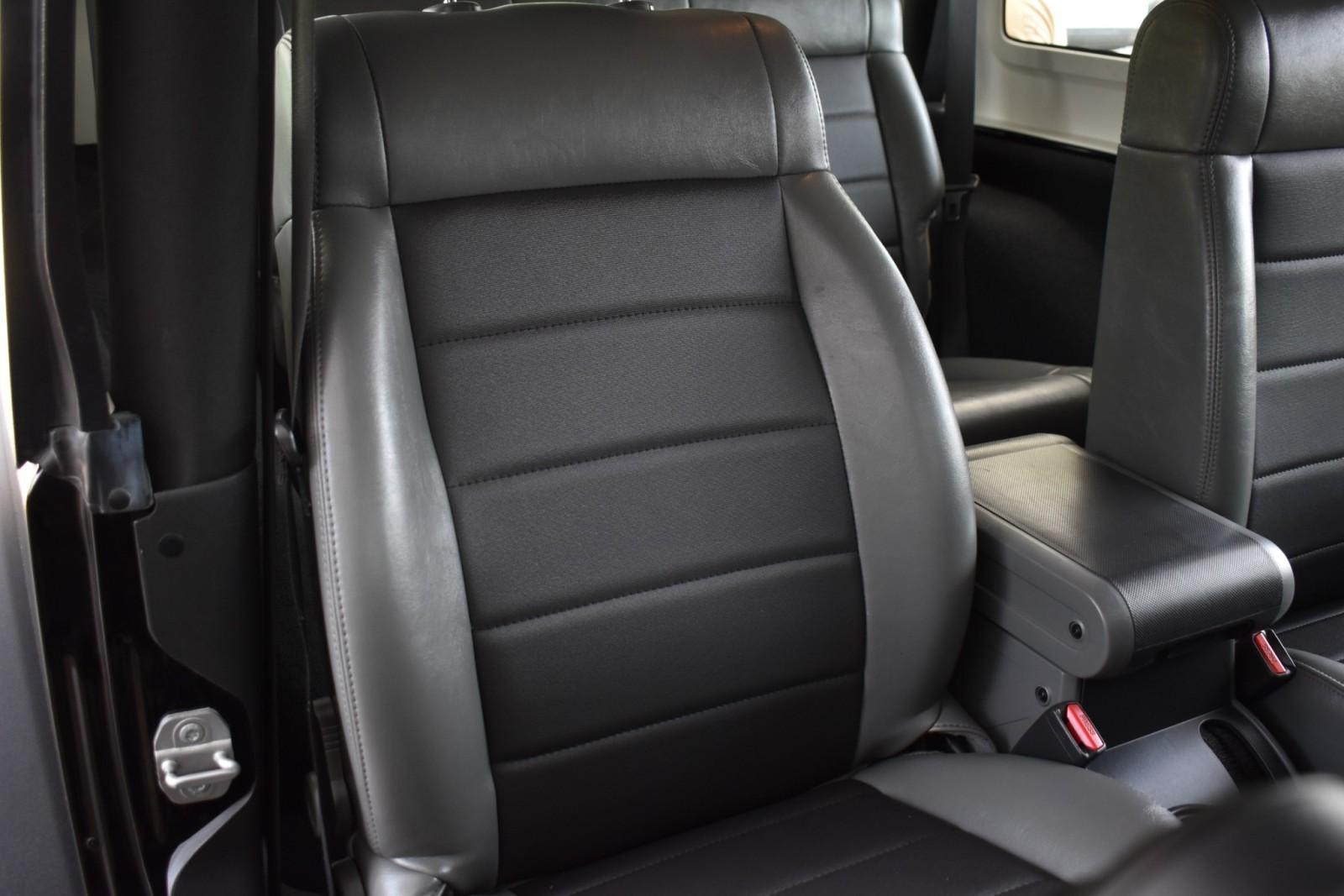2009 Jeep Wrangler X photo 25
