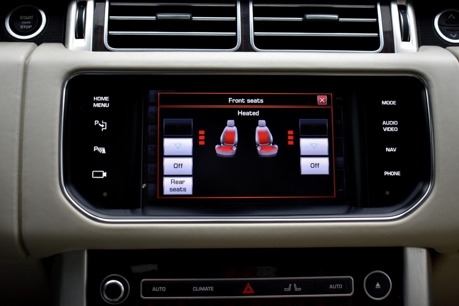 2014 Land Rover Range Rover HSE photo 21