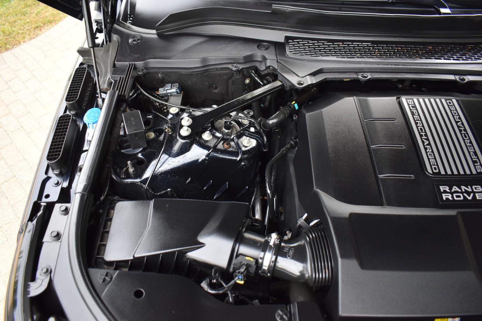 2014 Land Rover Range Rover HSE photo 53