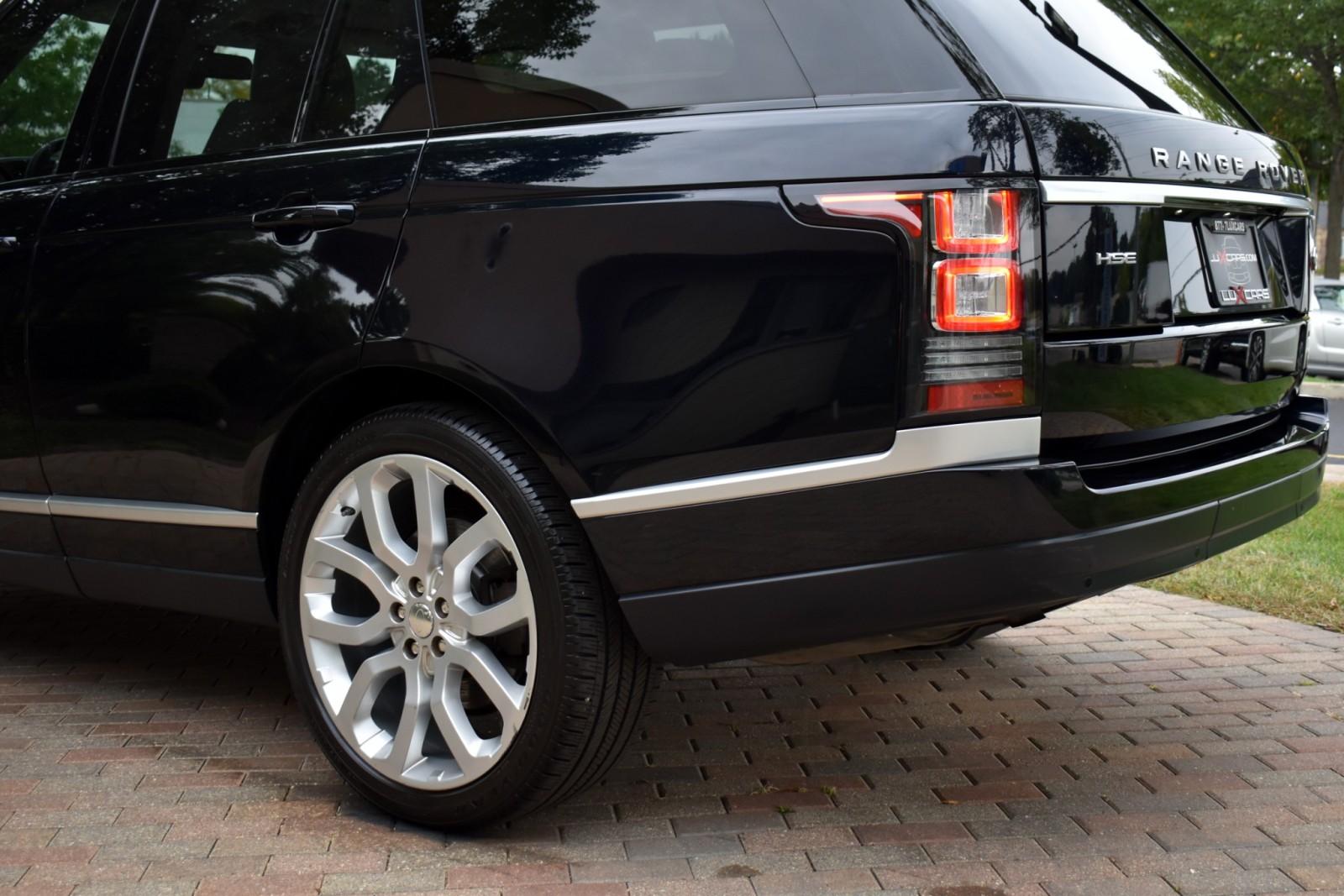 2014 Land Rover Range Rover HSE photo 8
