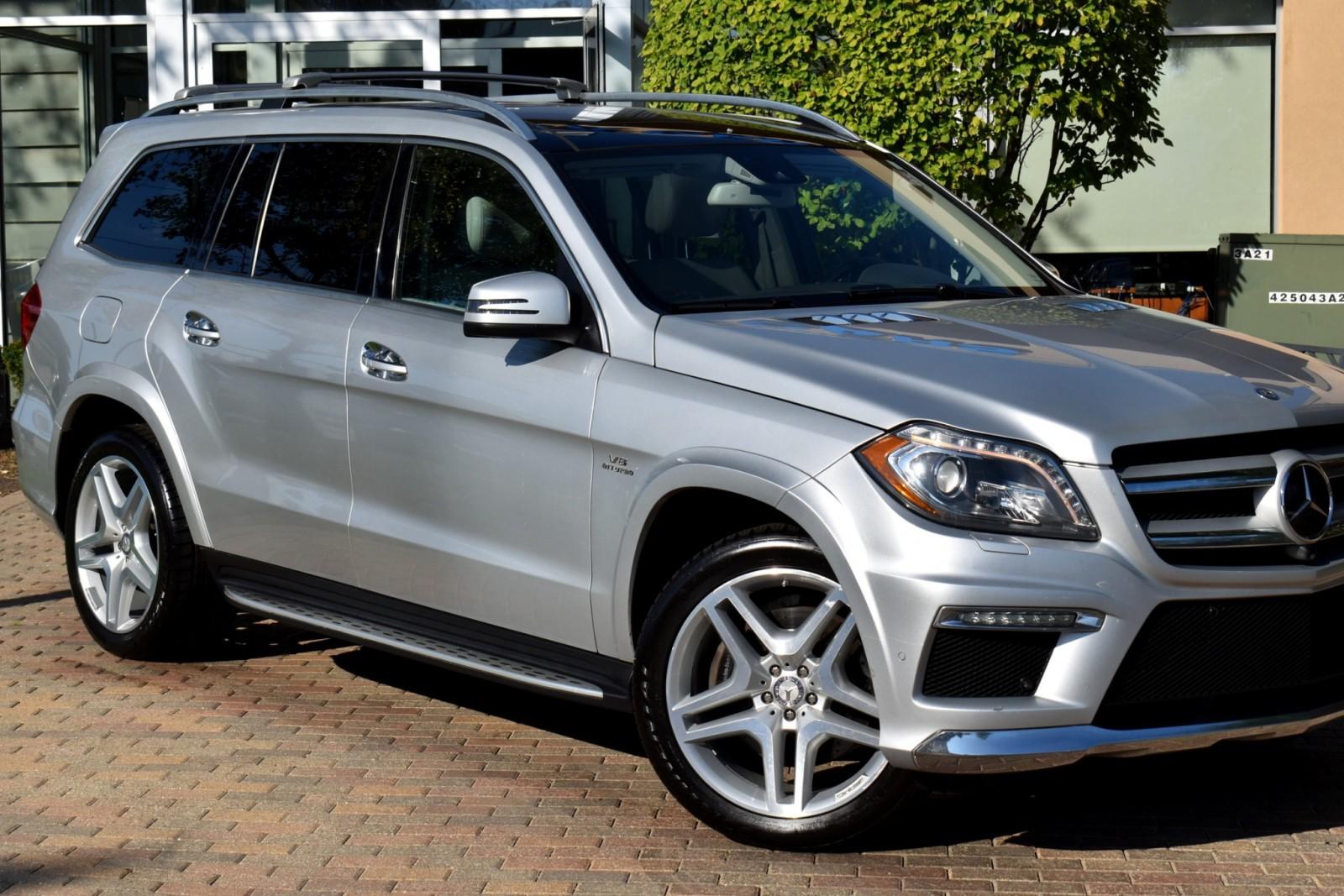 Used 2015 Mercedes-Benz GL-Class GL 550 4MATIC AMG Line Panorama
