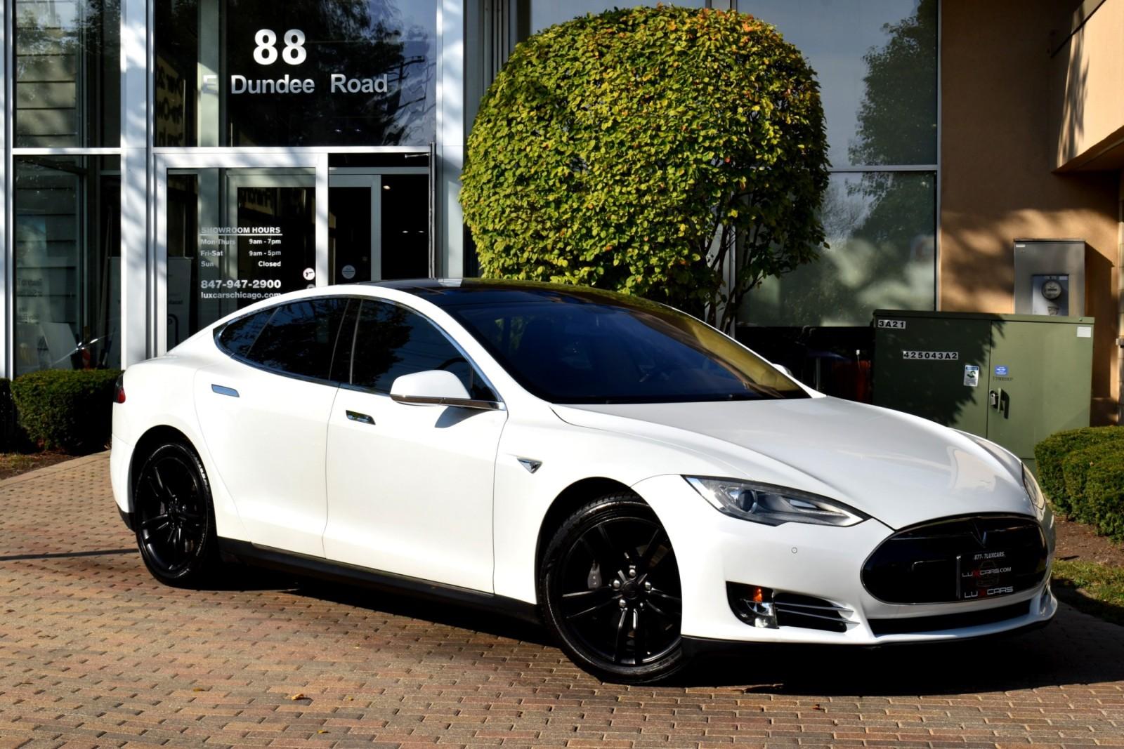 2013 Tesla Model S photo 2