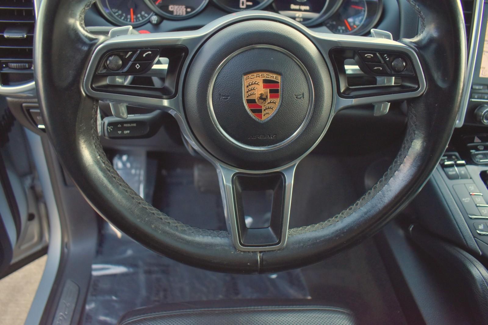 2017 Porsche Cayenne Platinum Edition - Photo 11