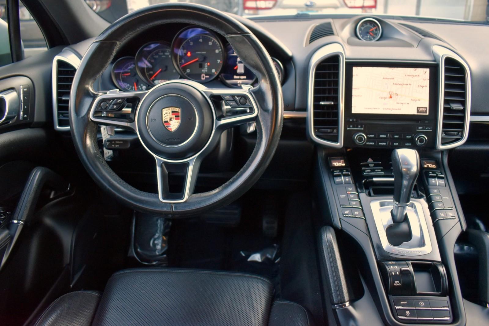 2017 Porsche Cayenne Platinum Edition - Photo 9