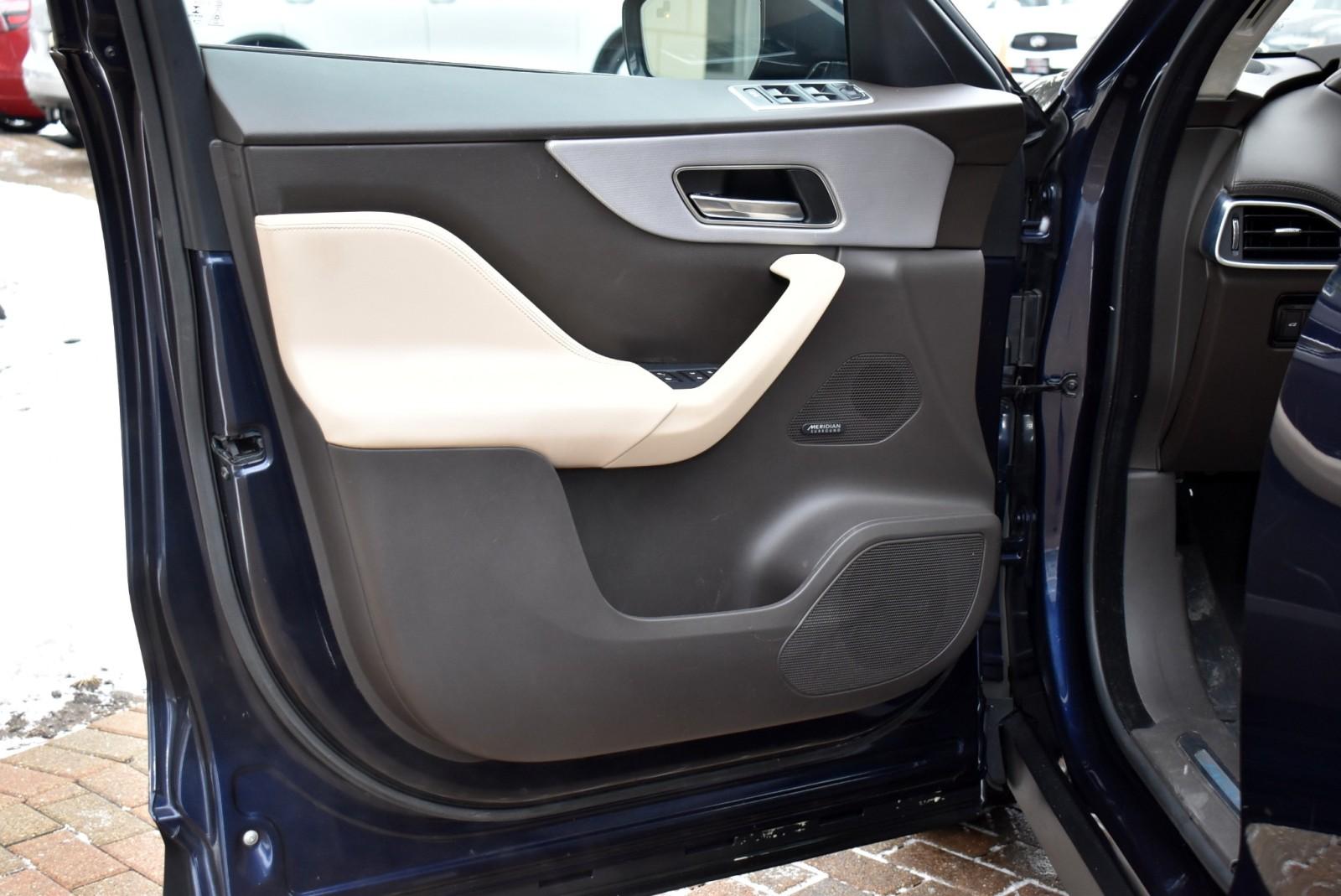 2019 Jaguar F-Pace Portfolio - Photo 23