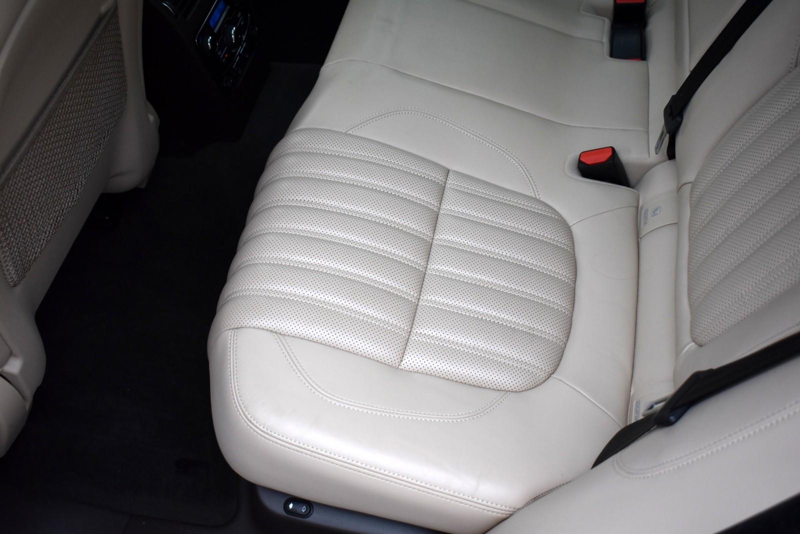 2019 Jaguar F-Pace Portfolio - Photo 28