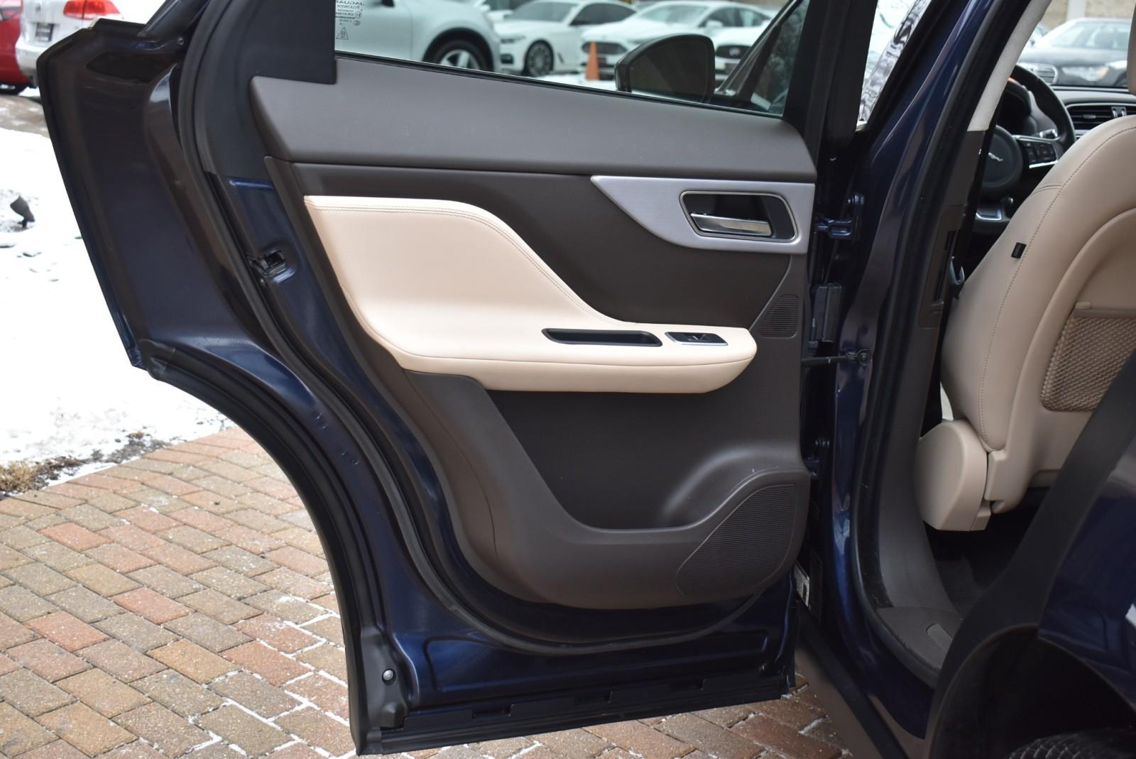2019 Jaguar F-Pace Portfolio - Photo 30