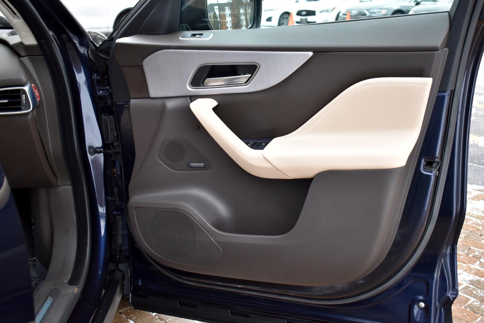 2019 Jaguar F-Pace Portfolio - Photo 34