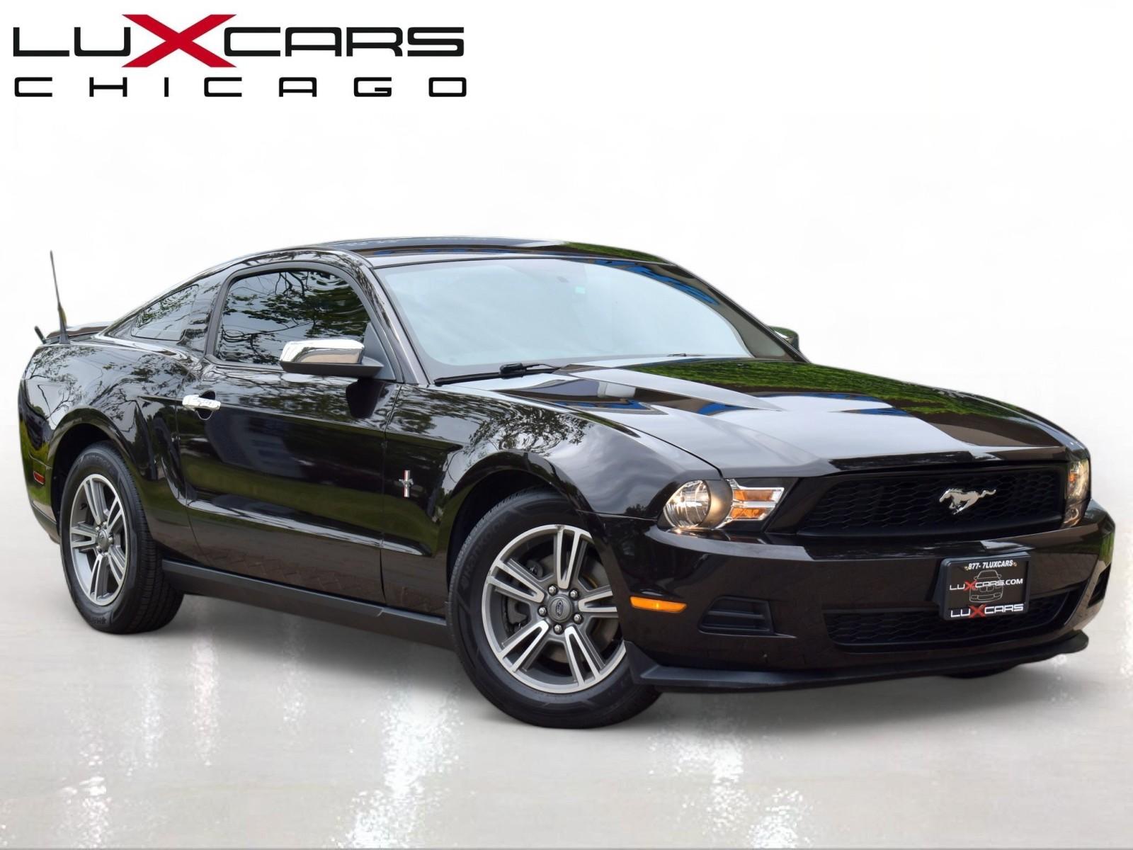 2012 Ford Mustang V6 Premium's photo