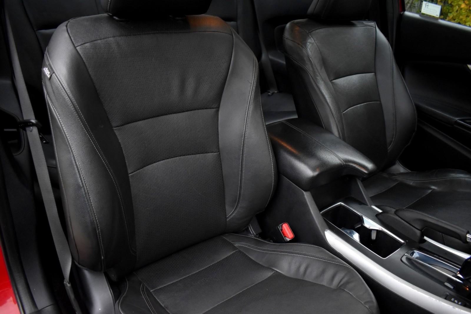 Honda accord with leather seats for sale outlet