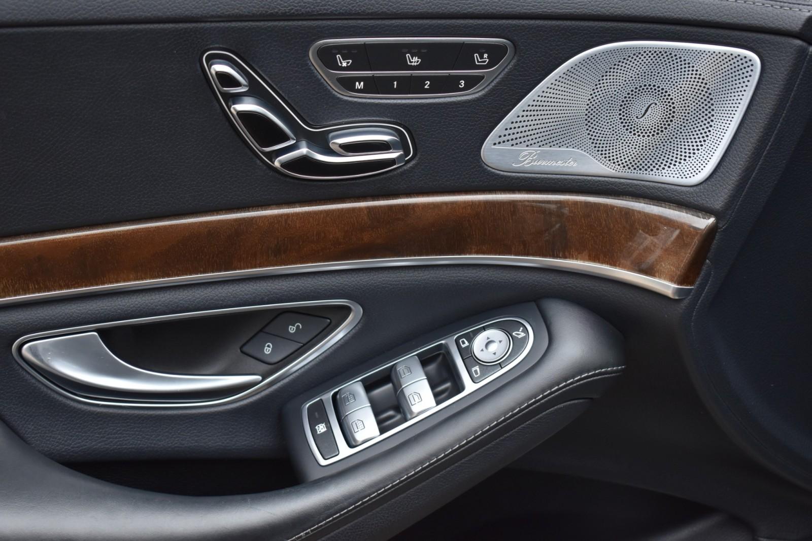 2015 Mercedes Benz S 550 AMG 4MATIC photo 26