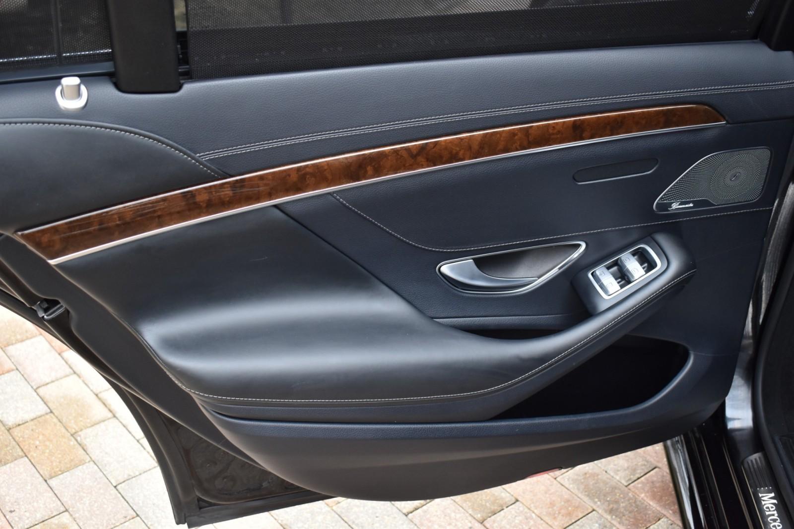 2015 Mercedes Benz S 550 AMG 4MATIC photo 31